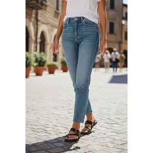 Dolce Vita Women's Black Croc Sandals Size 7.5 Square Toe Casual